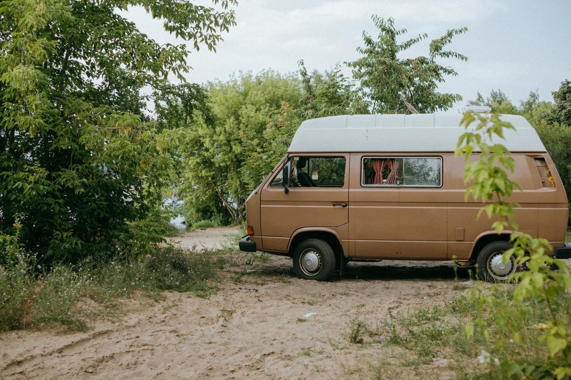 Kit solaire van complet : ce qu'il faut vraiment dépenser en 2025