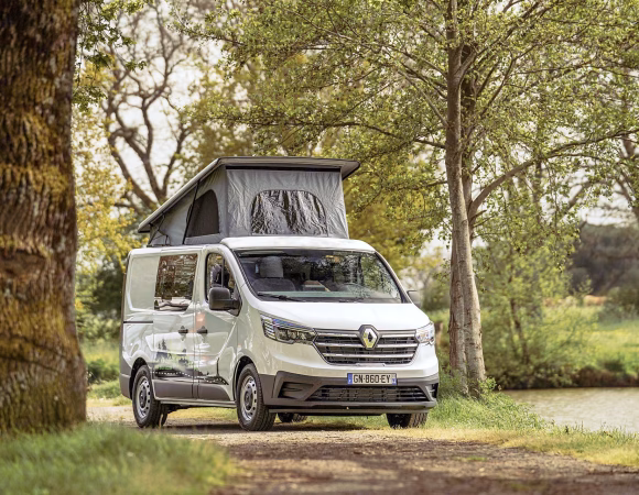 Est-il préférable de louer ou d’acheter un van aménagé au Pays basque ? 🚐